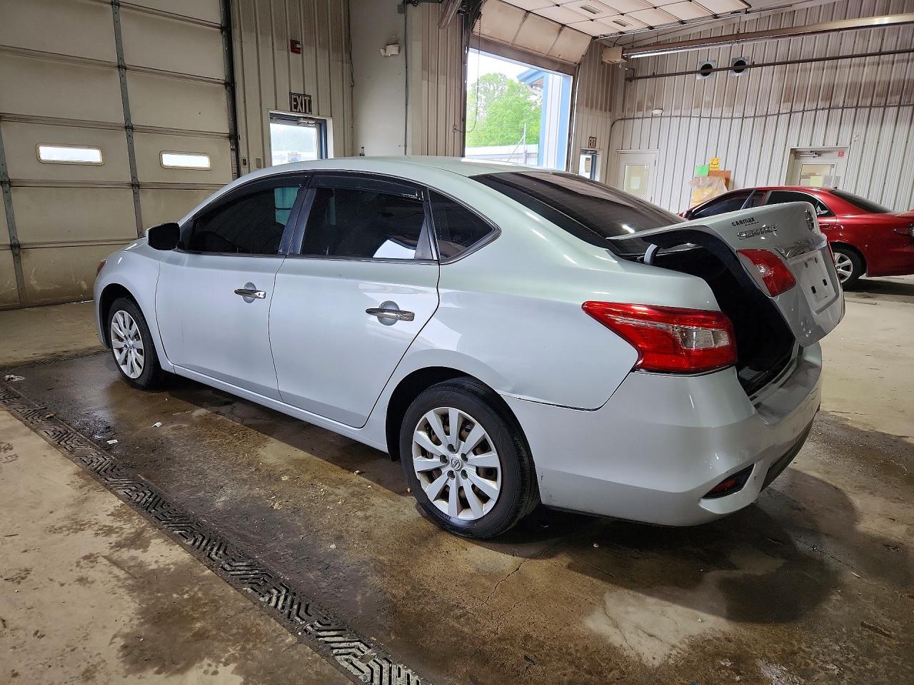2017 NISSAN SENTRA S photo 3