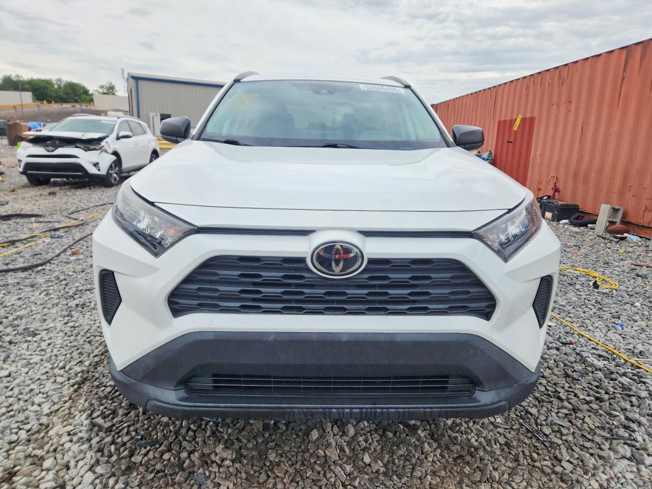 2019 TOYOTA RAV4 LE photo 13