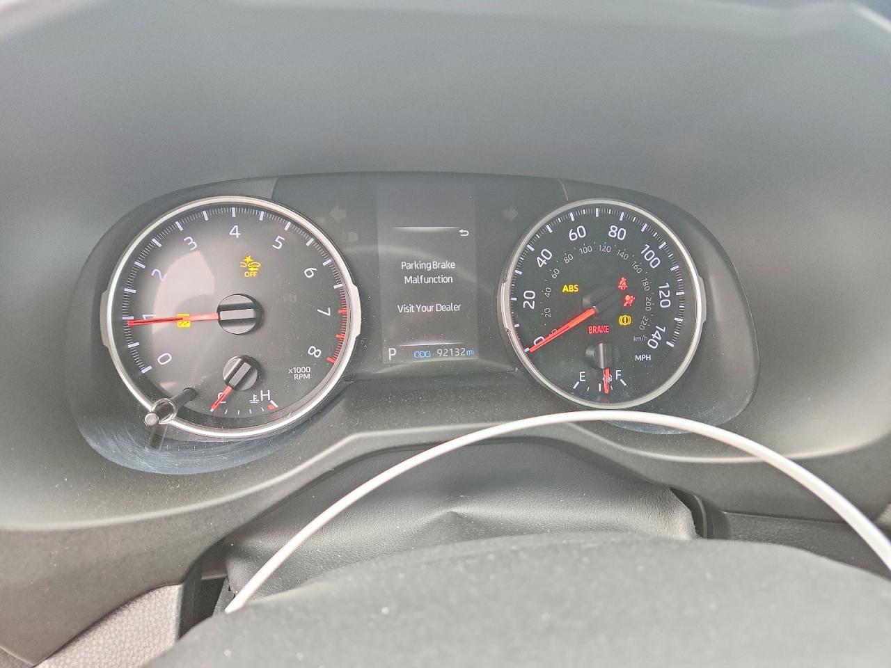 2019 TOYOTA RAV4 LE photo 25