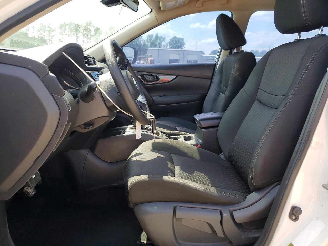 2019 NISSAN ROGUE S photo 13