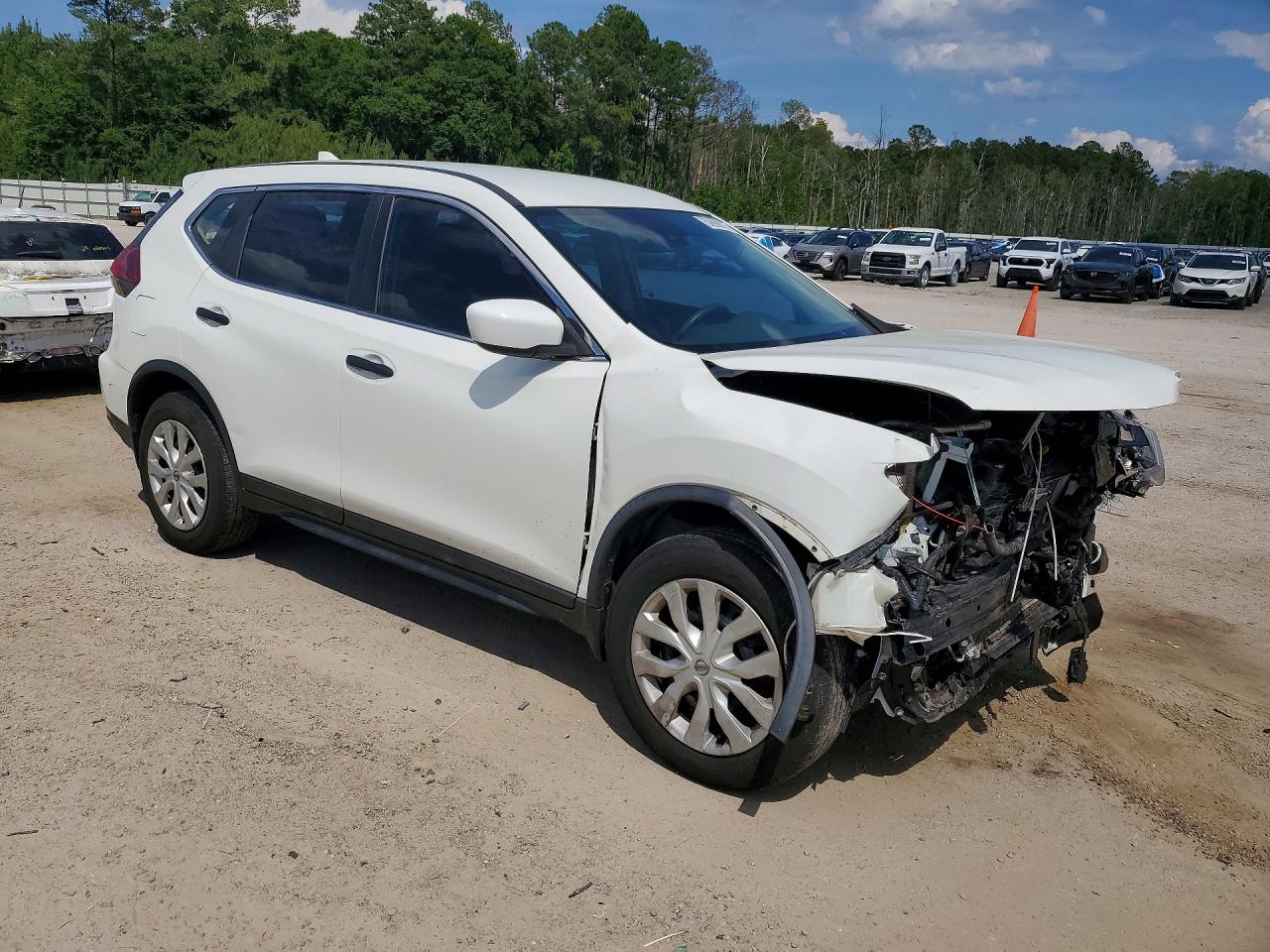 2019 NISSAN ROGUE S photo 7