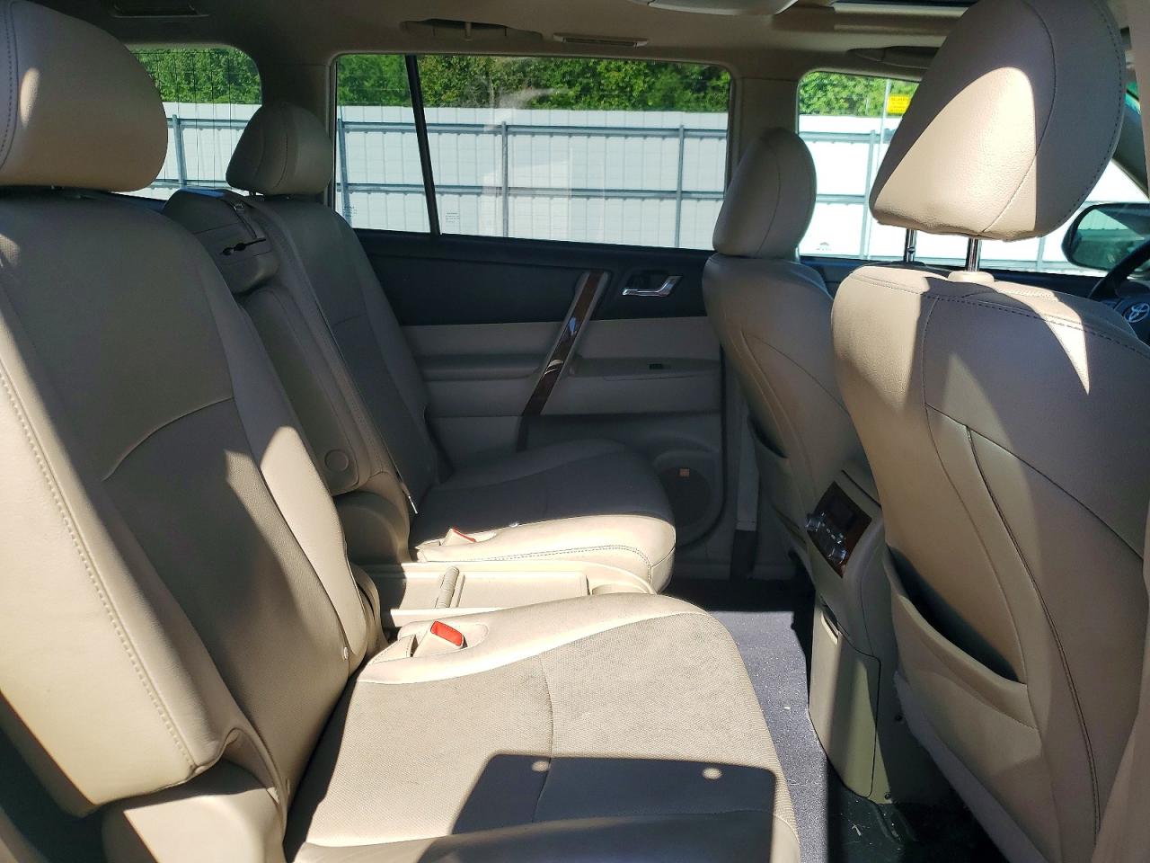 2012 TOYOTA HIGHLANDER LIMITED photo 21