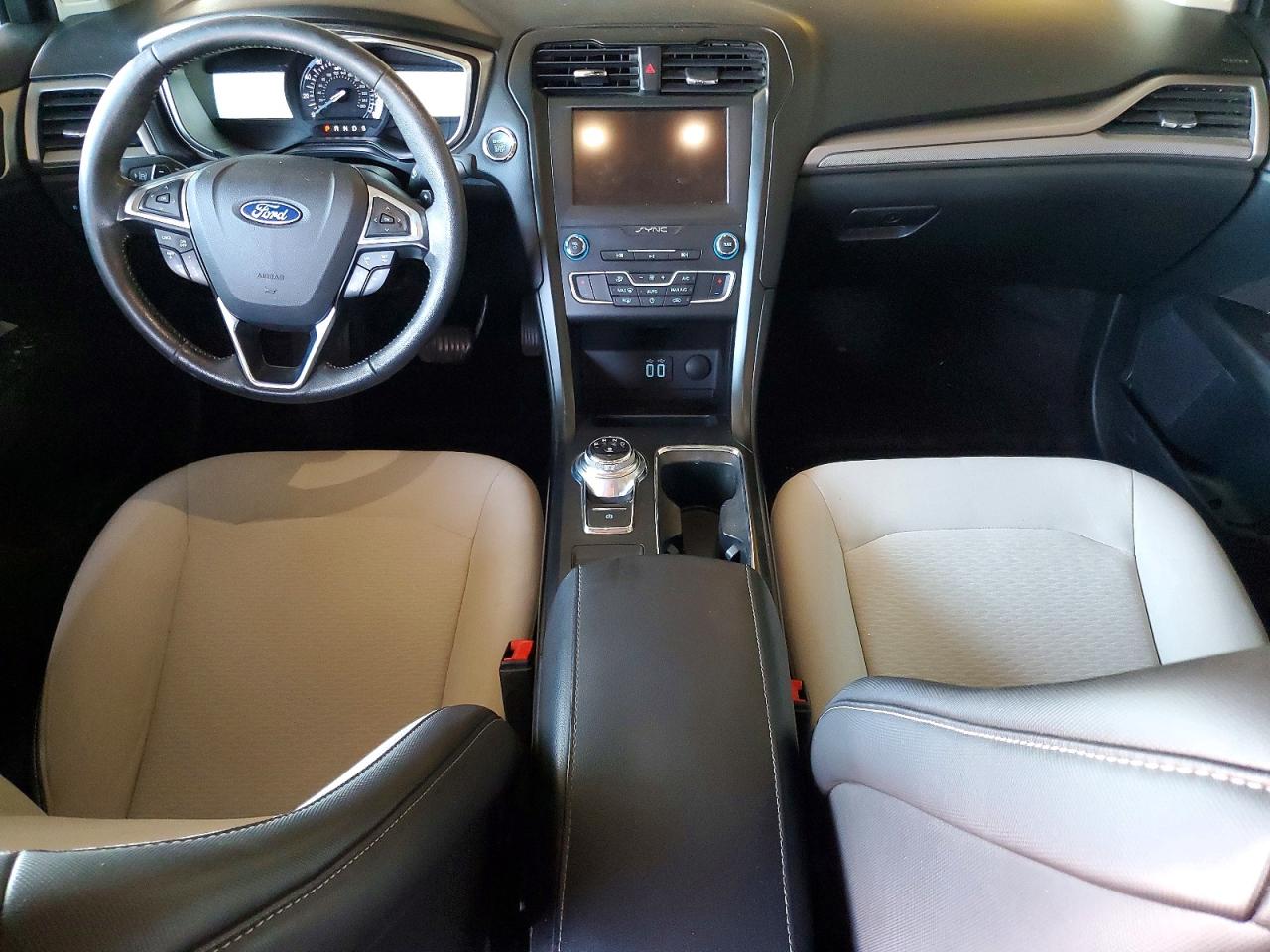 2019 FORD FUSION SE photo 8