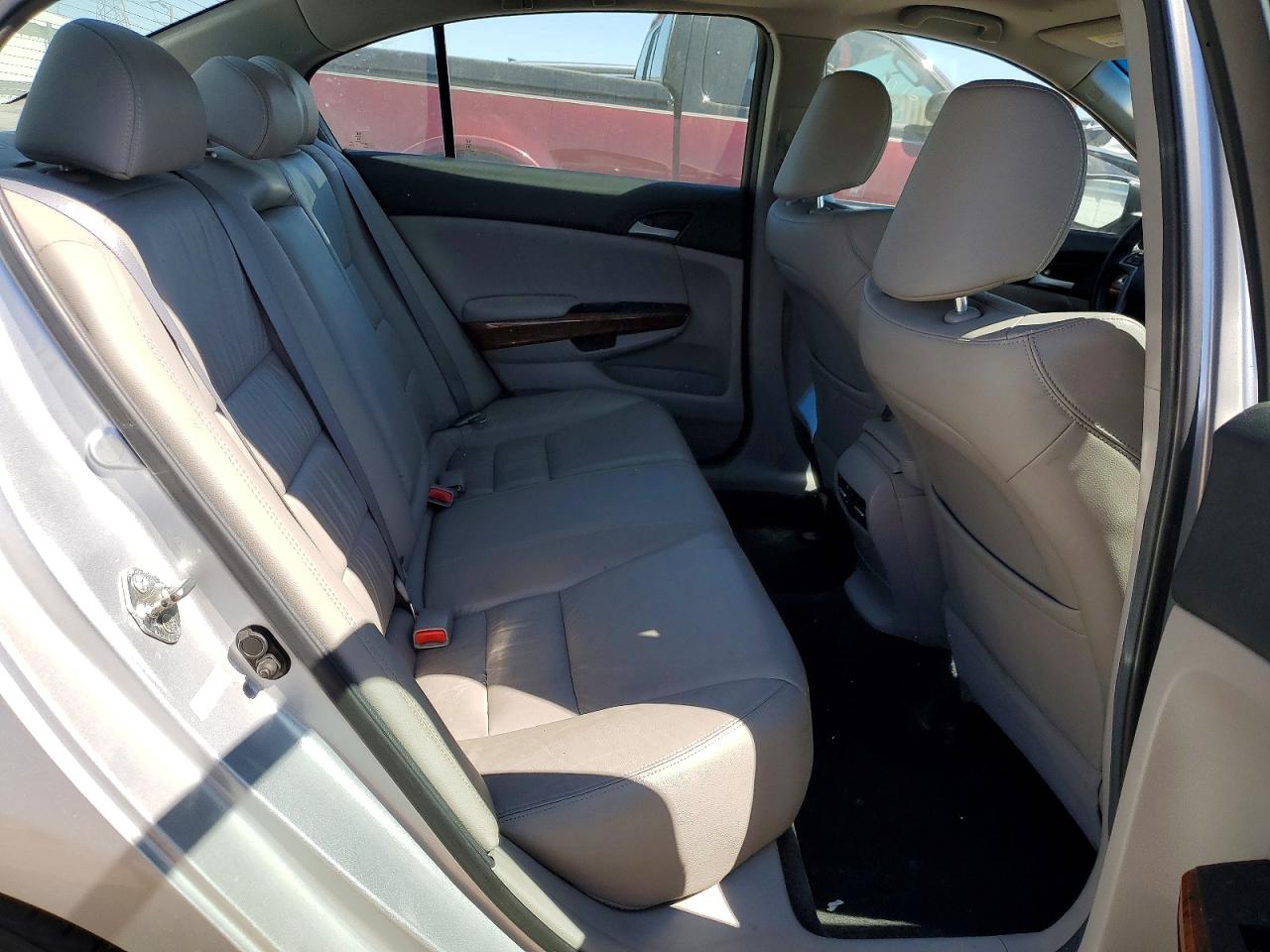 2011 HONDA ACCORD photo 19