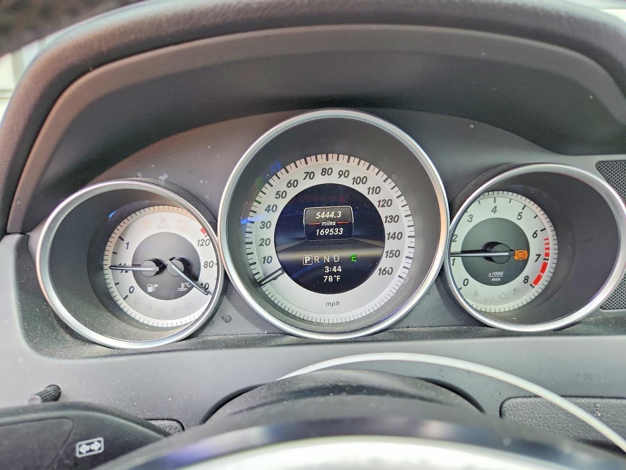 2013 MERCEDES-BENZ C 250 photo 25