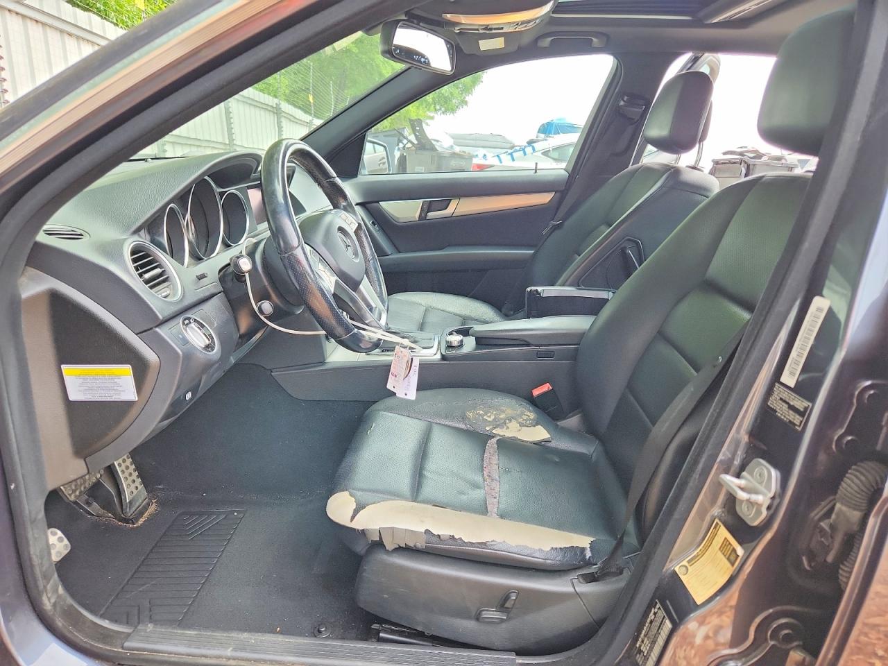 2013 MERCEDES-BENZ C 250 photo 19