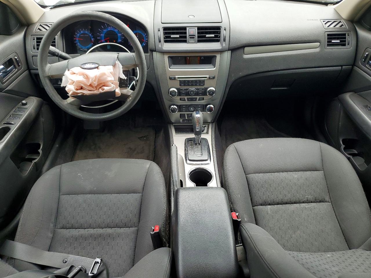 2010 FORD FUSION SE photo 22