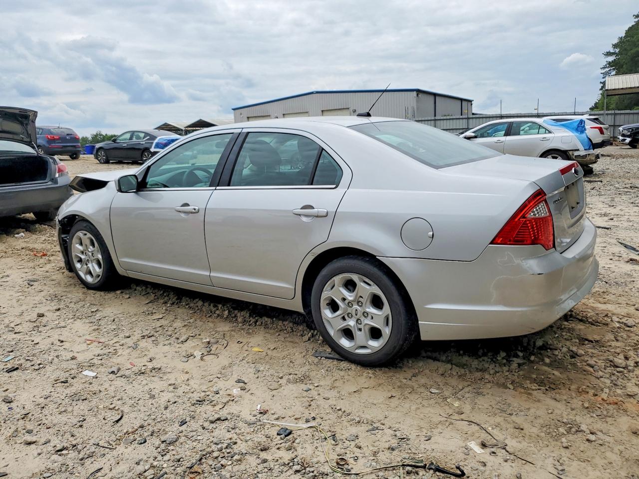 2010 FORD FUSION SE photo 4