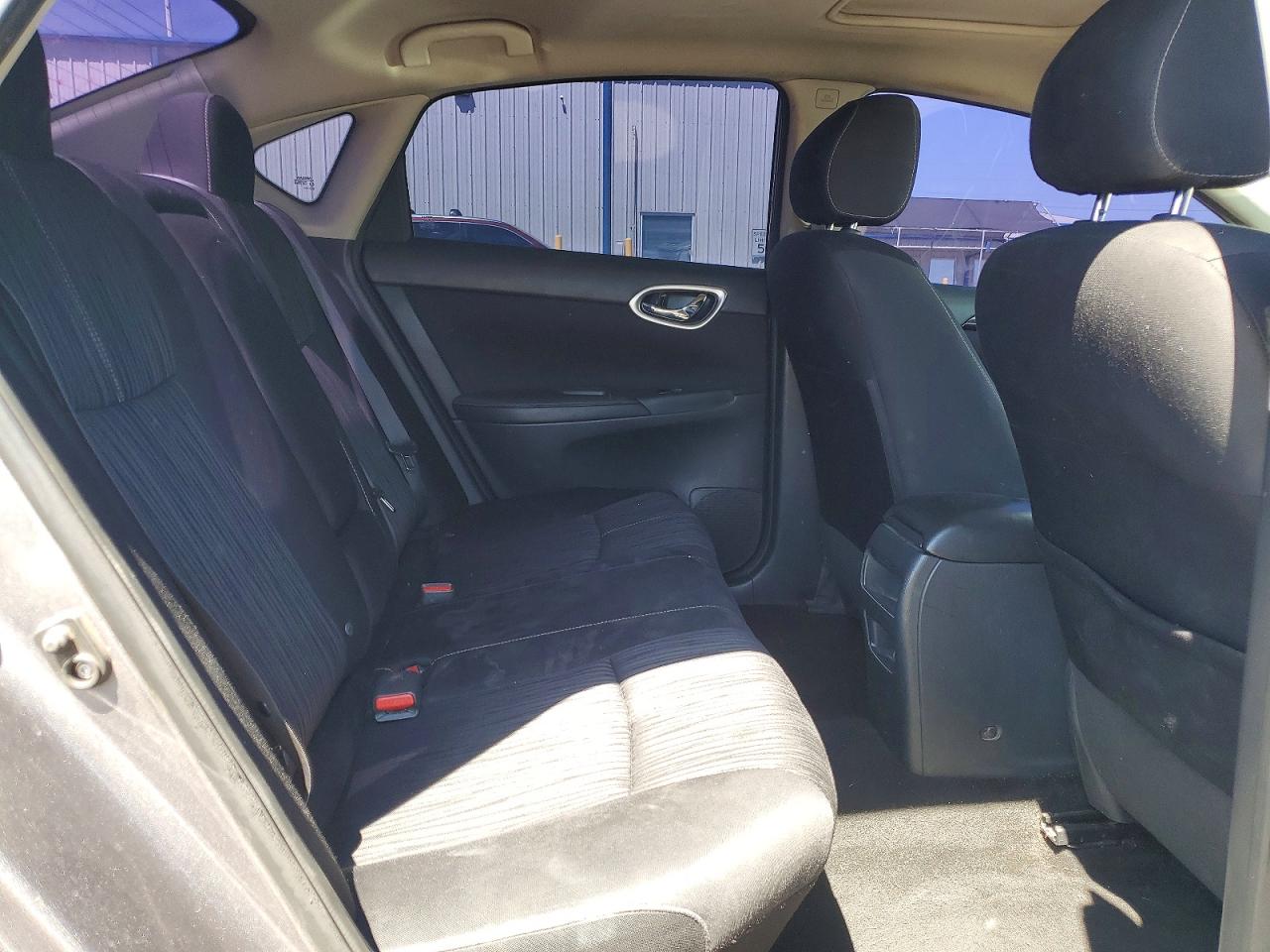 2016 NISSAN SENTRA SV photo 19