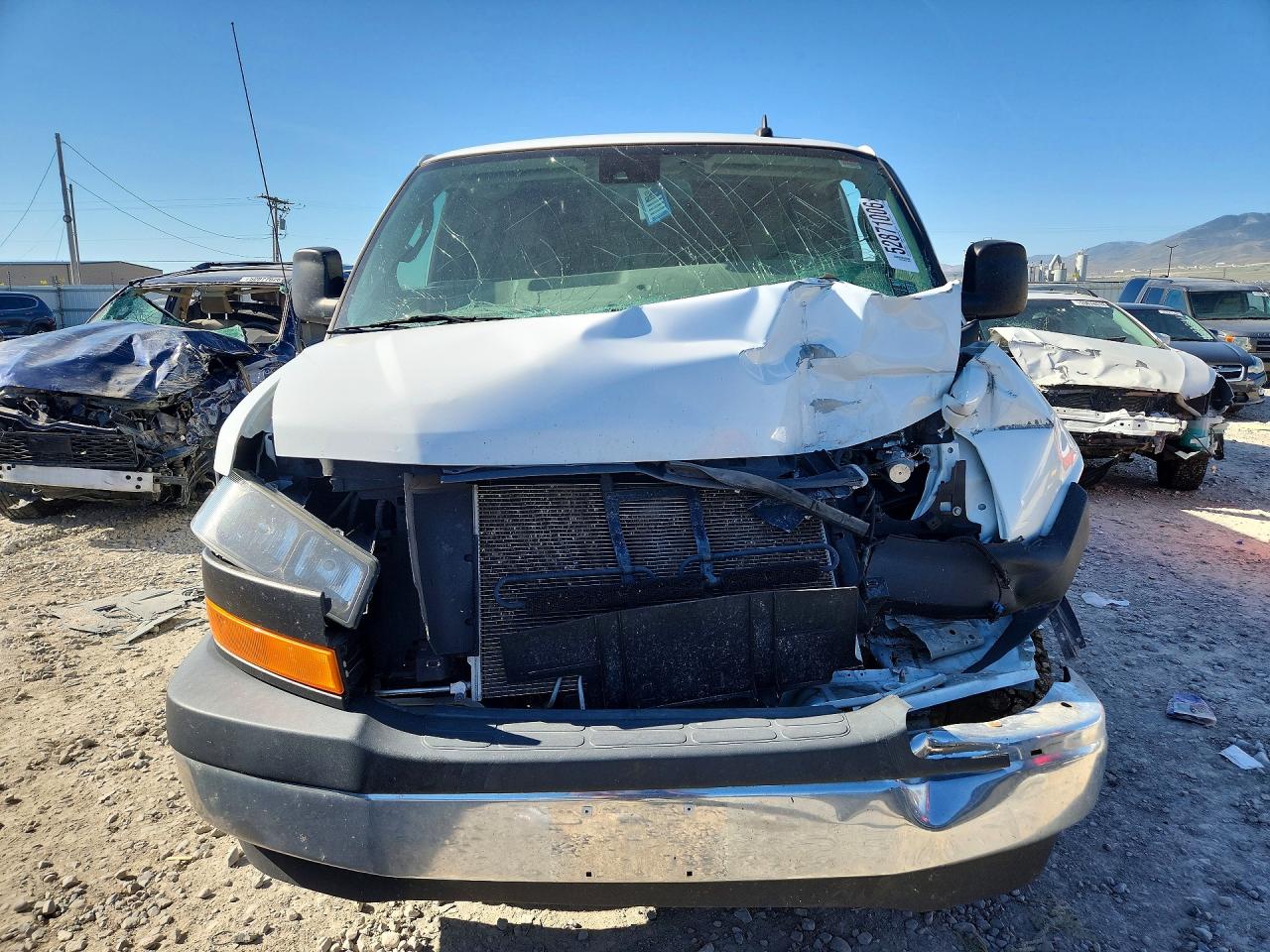 2020 GMC SAVANA G2500 photo 9