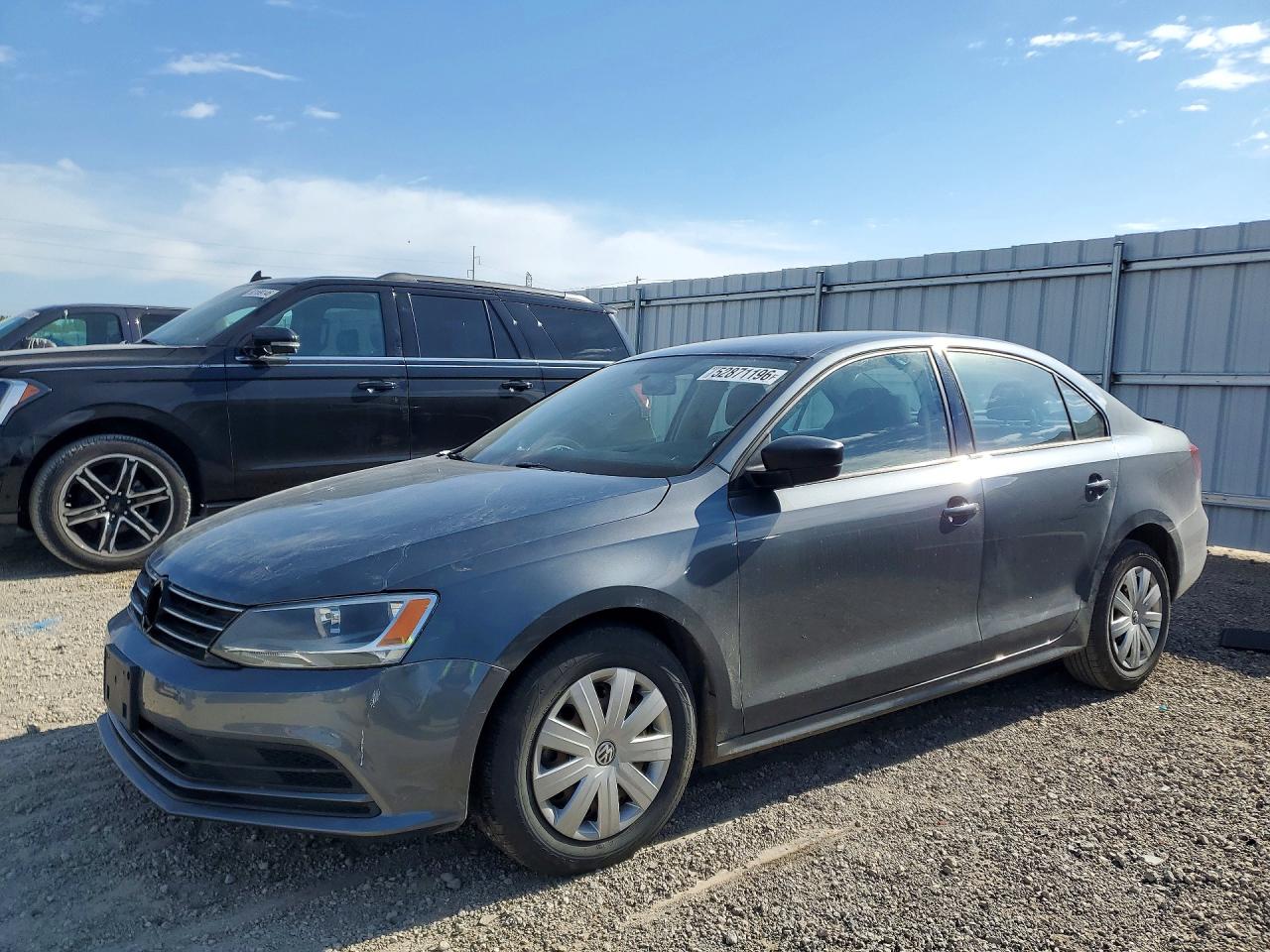 2016 VOLKSWAGEN JETTA