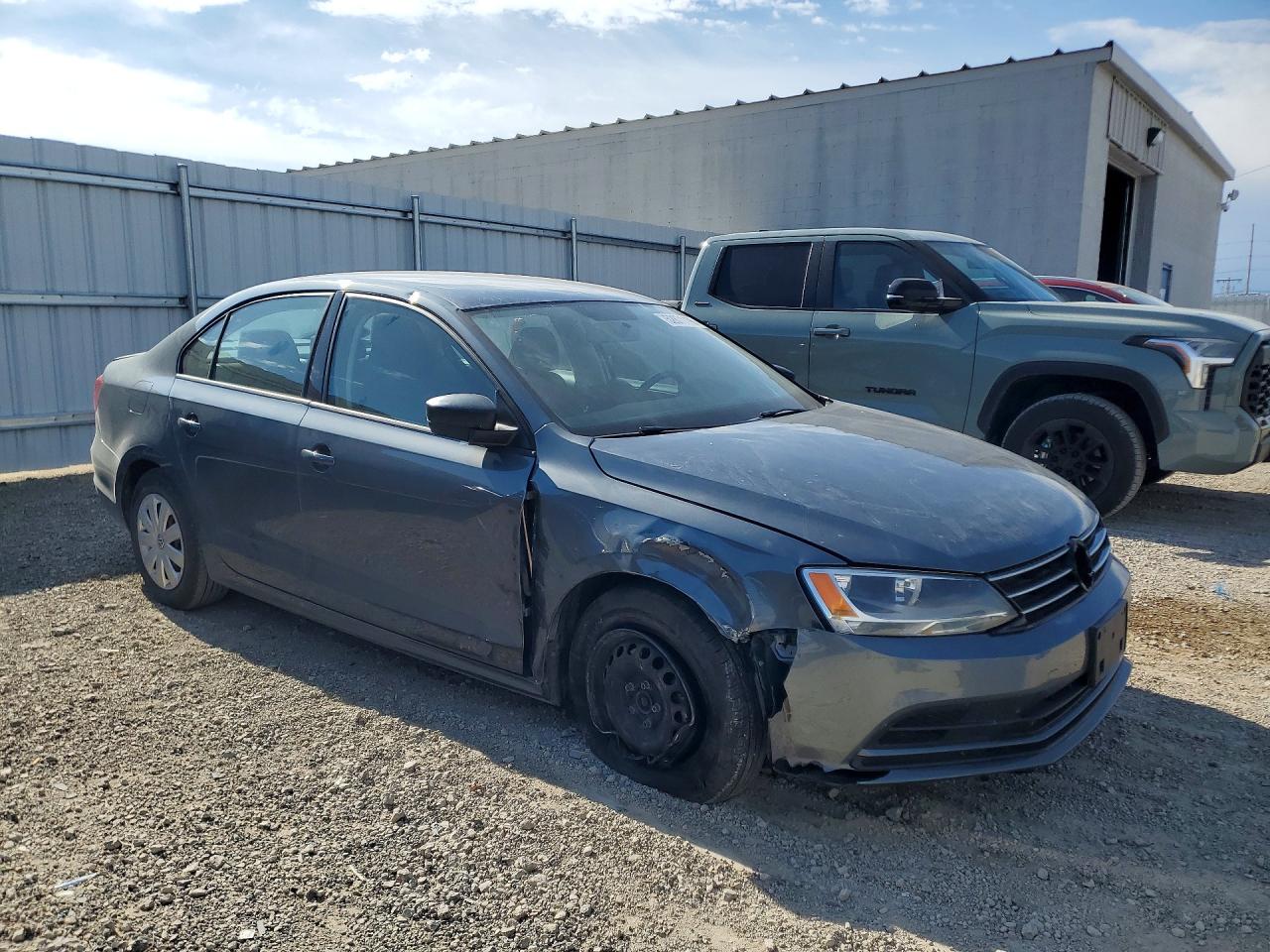 2016 VOLKSWAGEN JETTA S photo 10