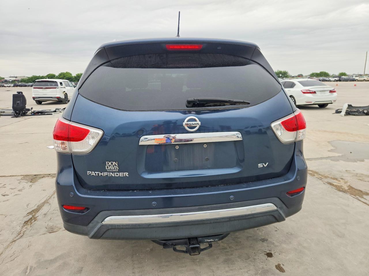 2013 NISSAN PATHFINDER S photo 11