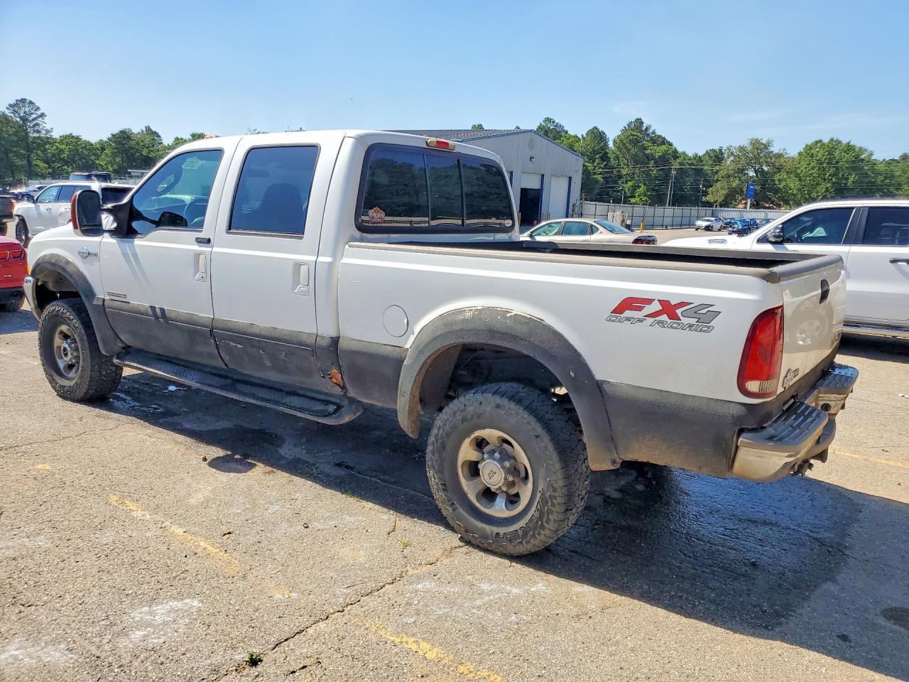 2004 FORD F350 SRW SUPER DUTY photo 2