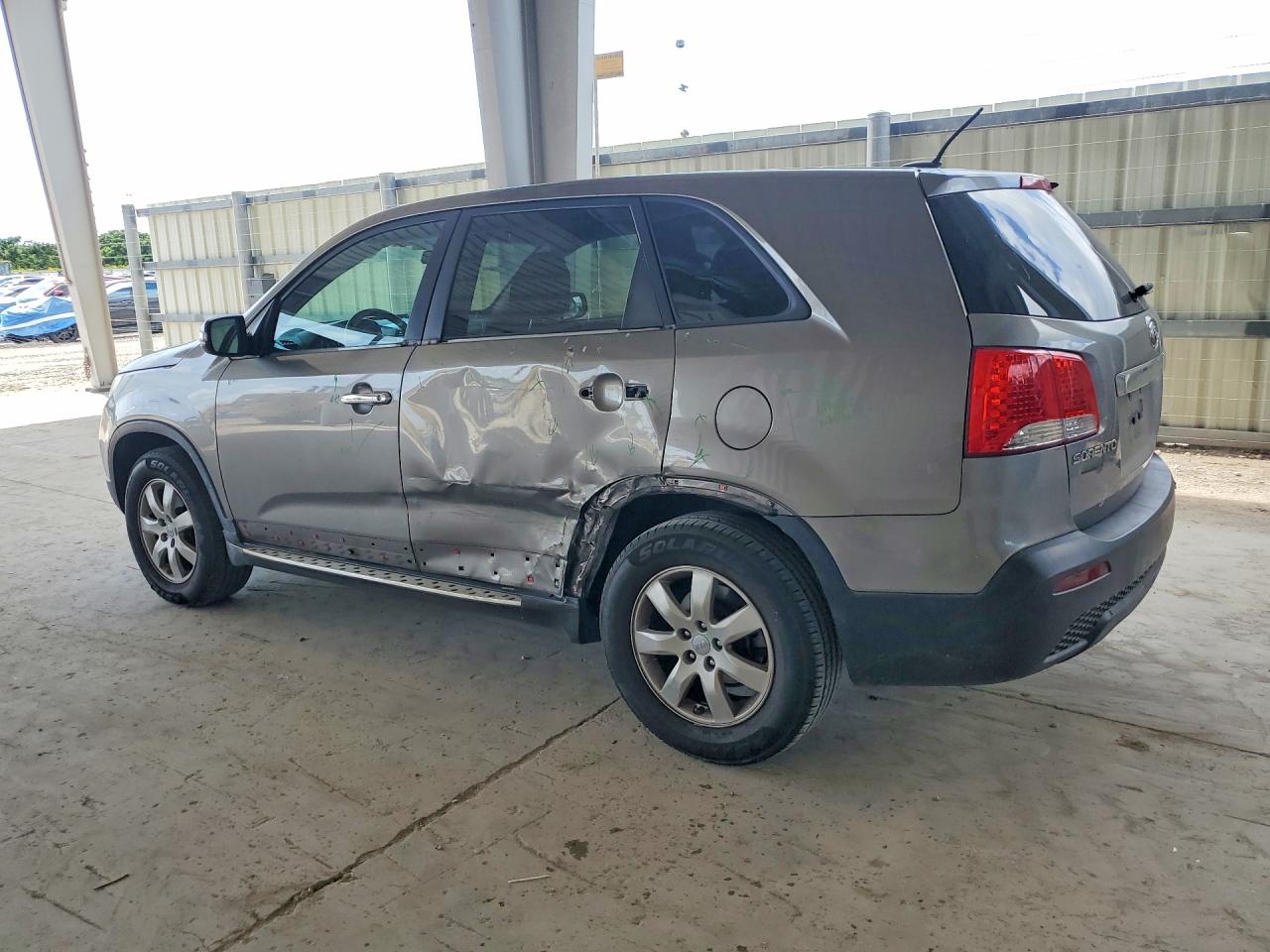 2012 KIA SORENTO LX photo 3