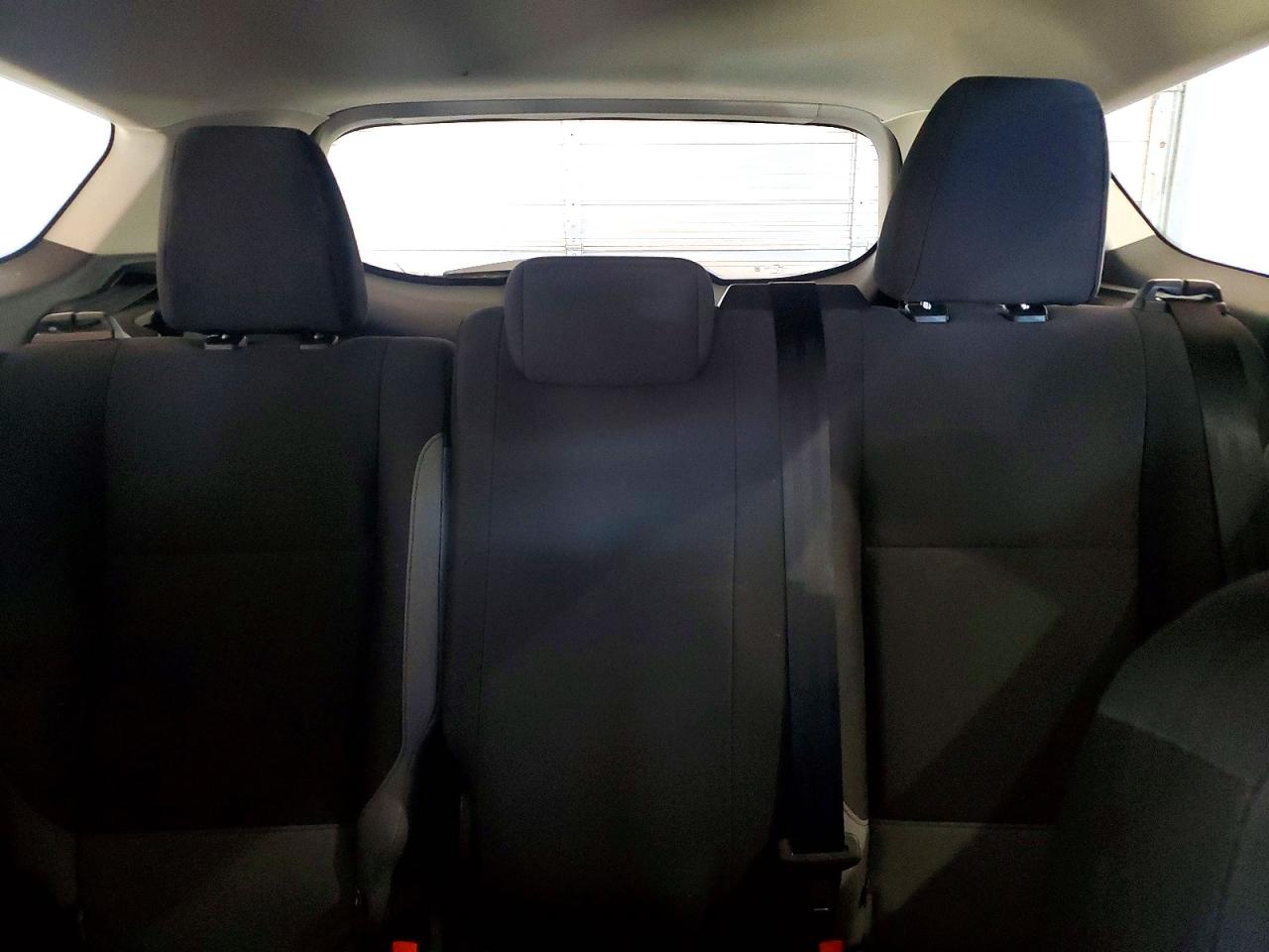 2016 FORD ESCAPE S photo 19