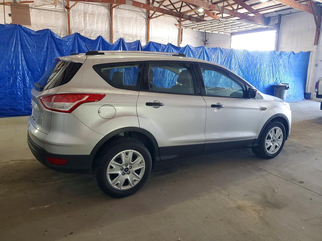 2016 FORD ESCAPE S photo 5
