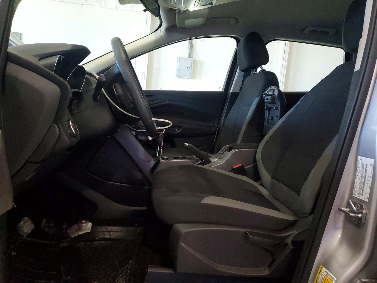 2016 FORD ESCAPE S photo 13