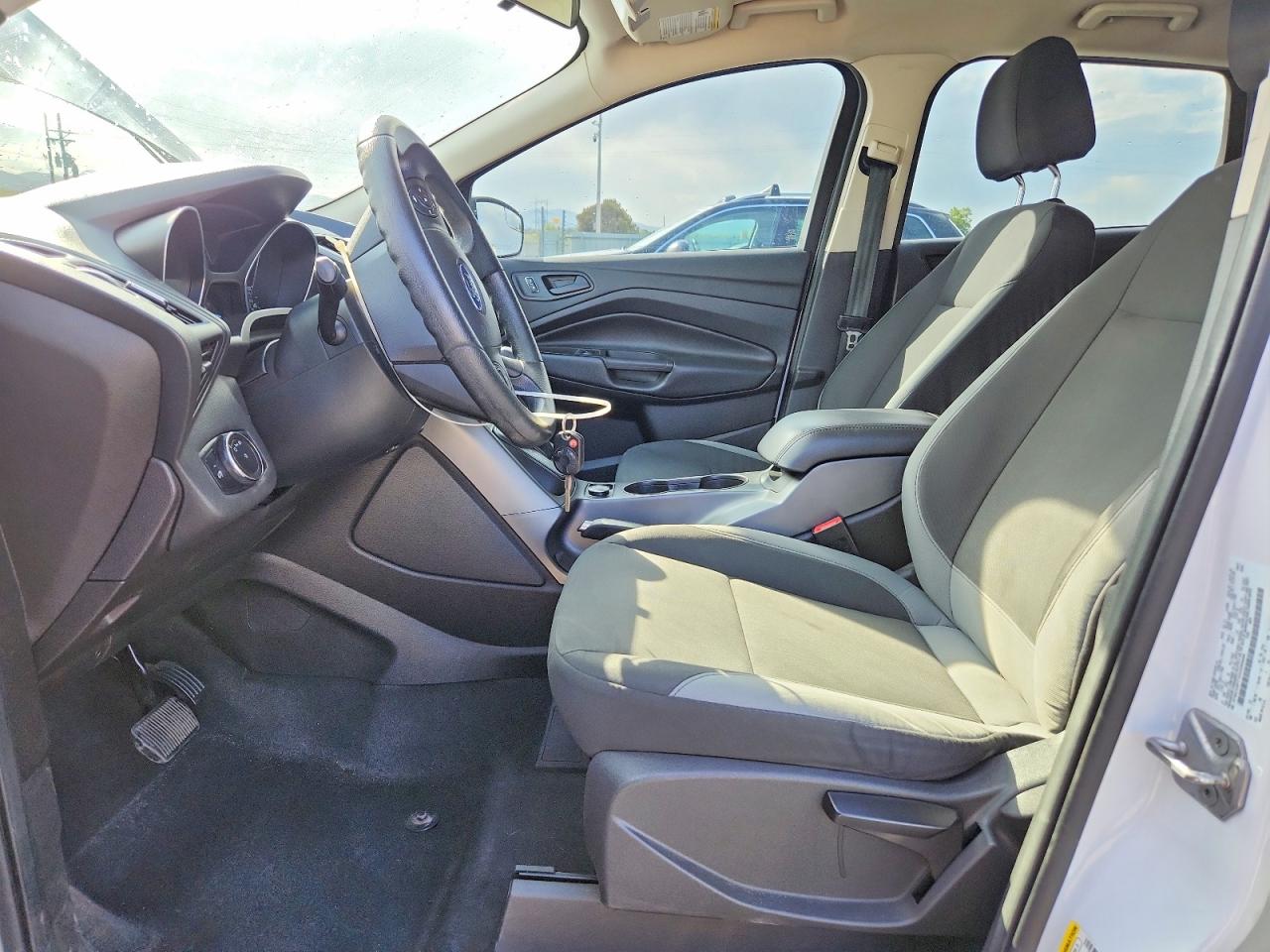 2013 FORD ESCAPE S photo 19