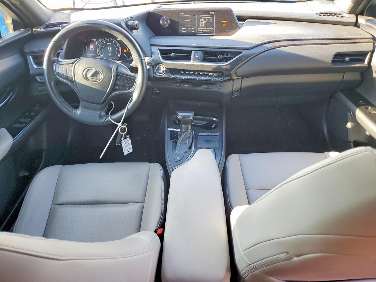2019 LEXUS UX 200 photo 15