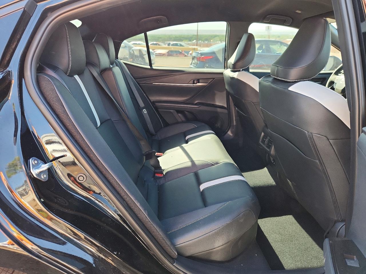 2026 TOYOTA CAMRY SE photo 19