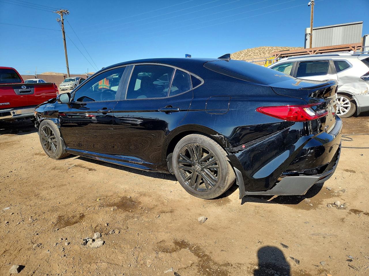 2026 TOYOTA CAMRY SE photo 3