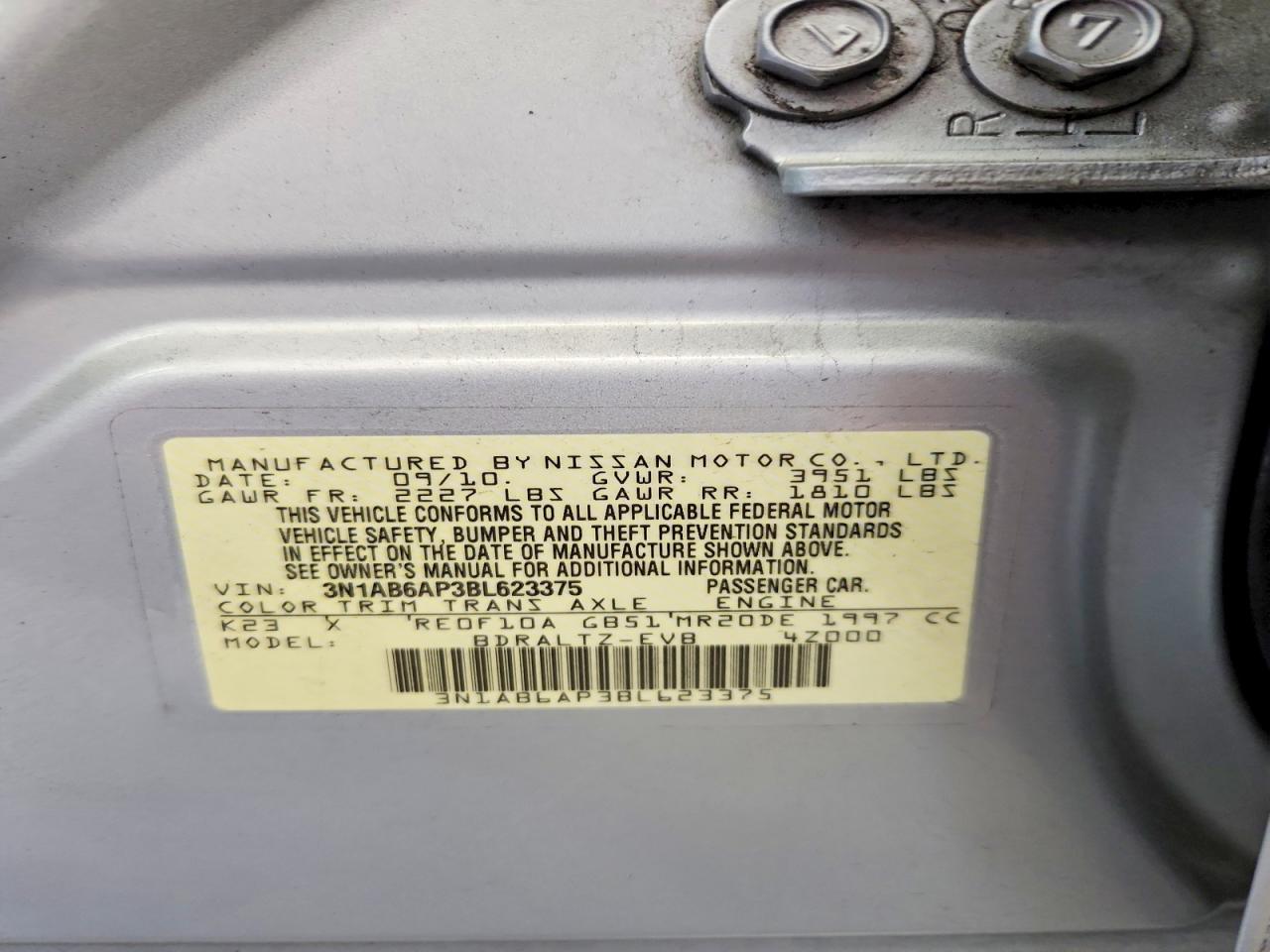 2011 NISSAN SENTRA 2.0 photo 37