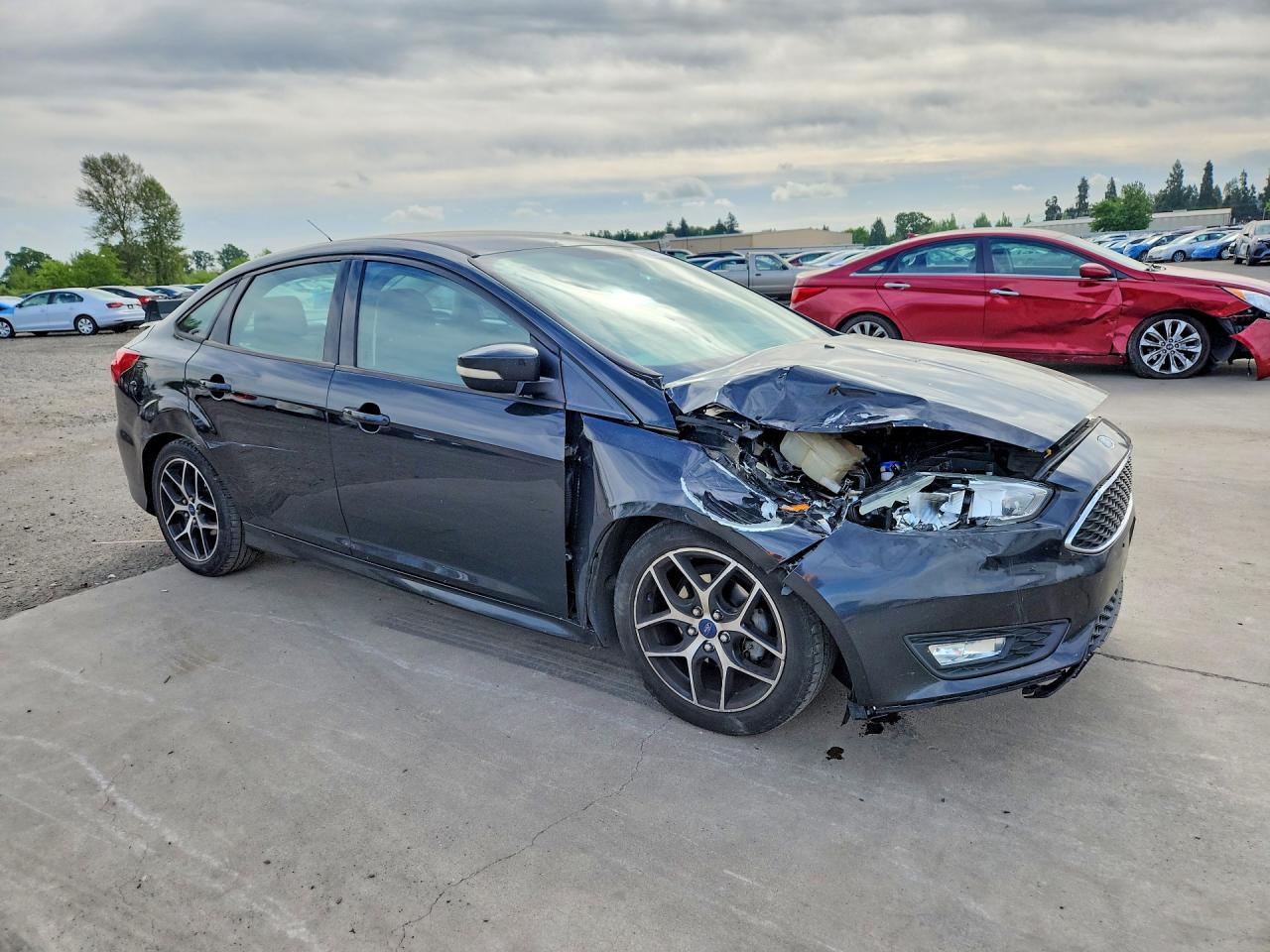 2015 FORD FOCUS SE photo 7