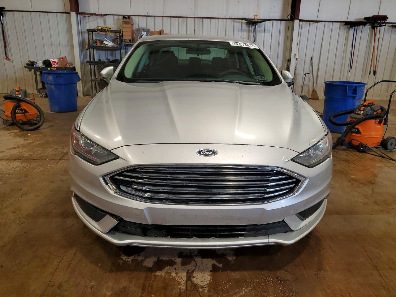 2017 FORD FUSION SE photo 9