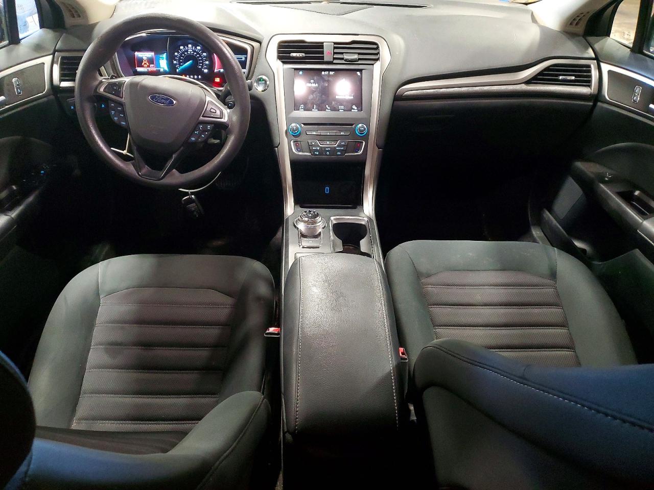2017 FORD FUSION SE photo 15