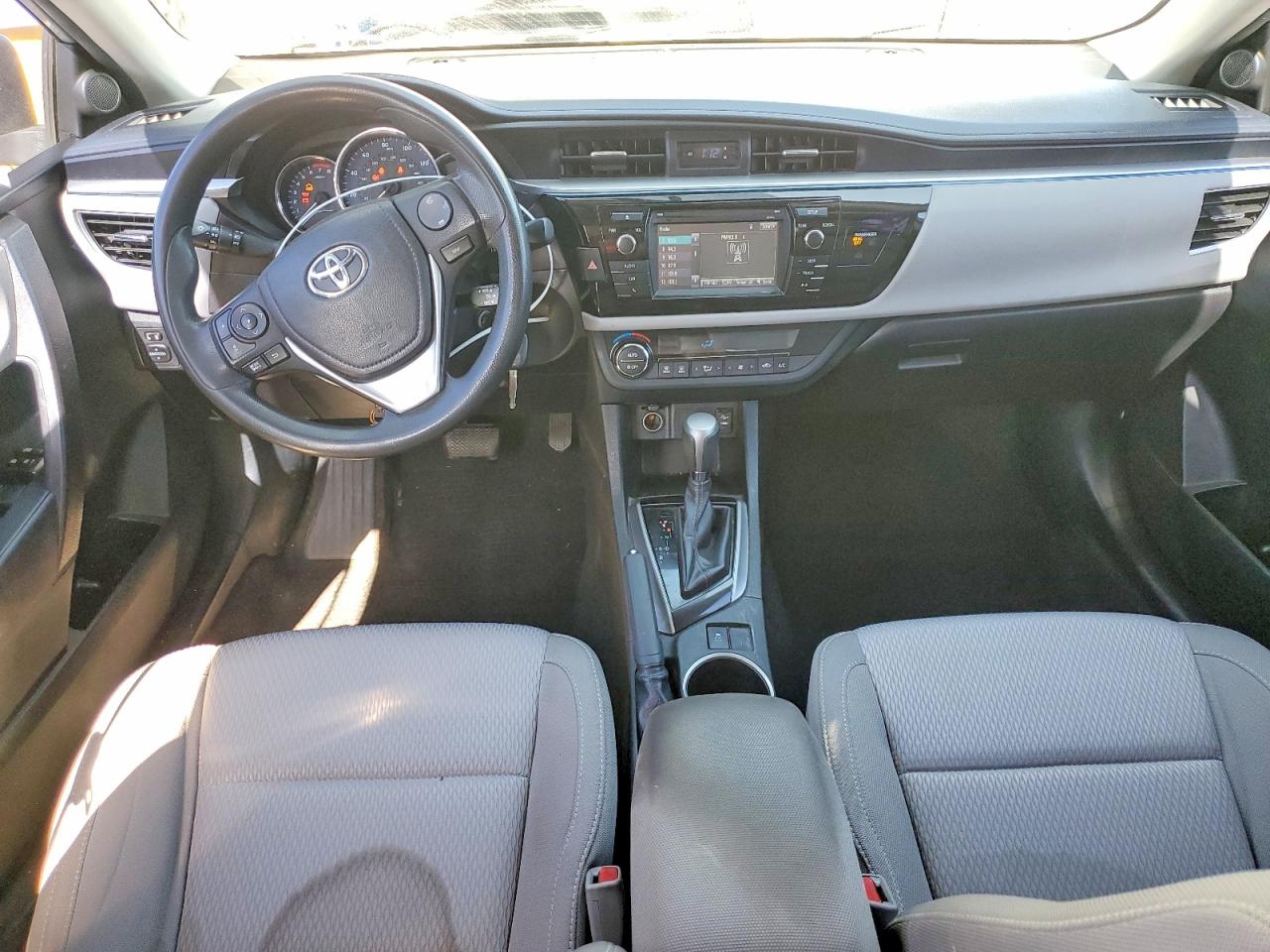 2015 TOYOTA COROLLA LE PLUS photo 22