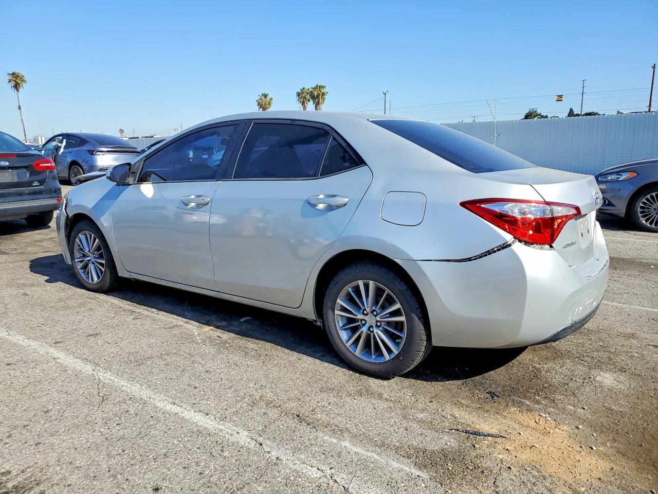 2015 TOYOTA COROLLA LE PLUS photo 4