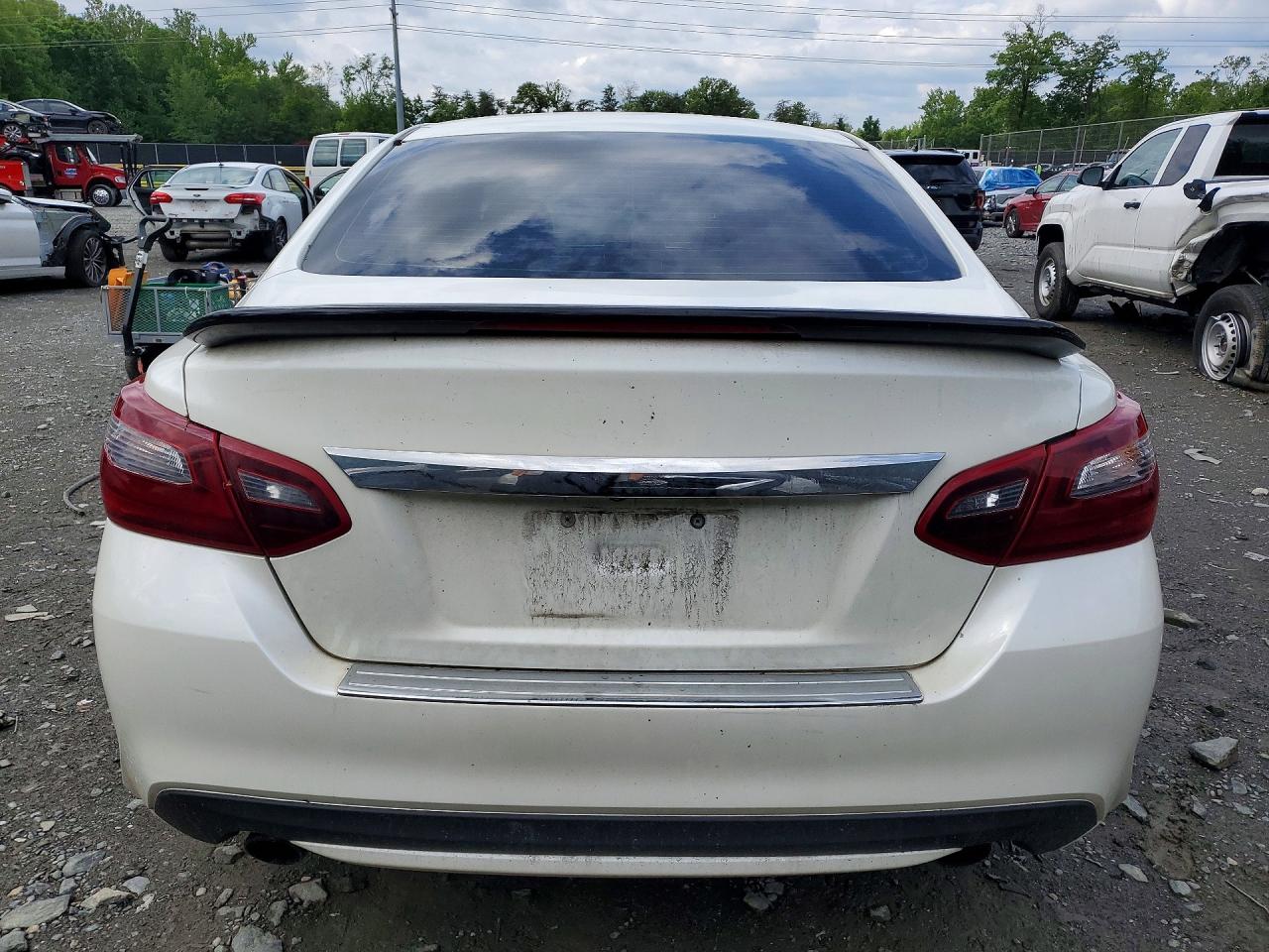 2017 NISSAN ALTIMA photo 11