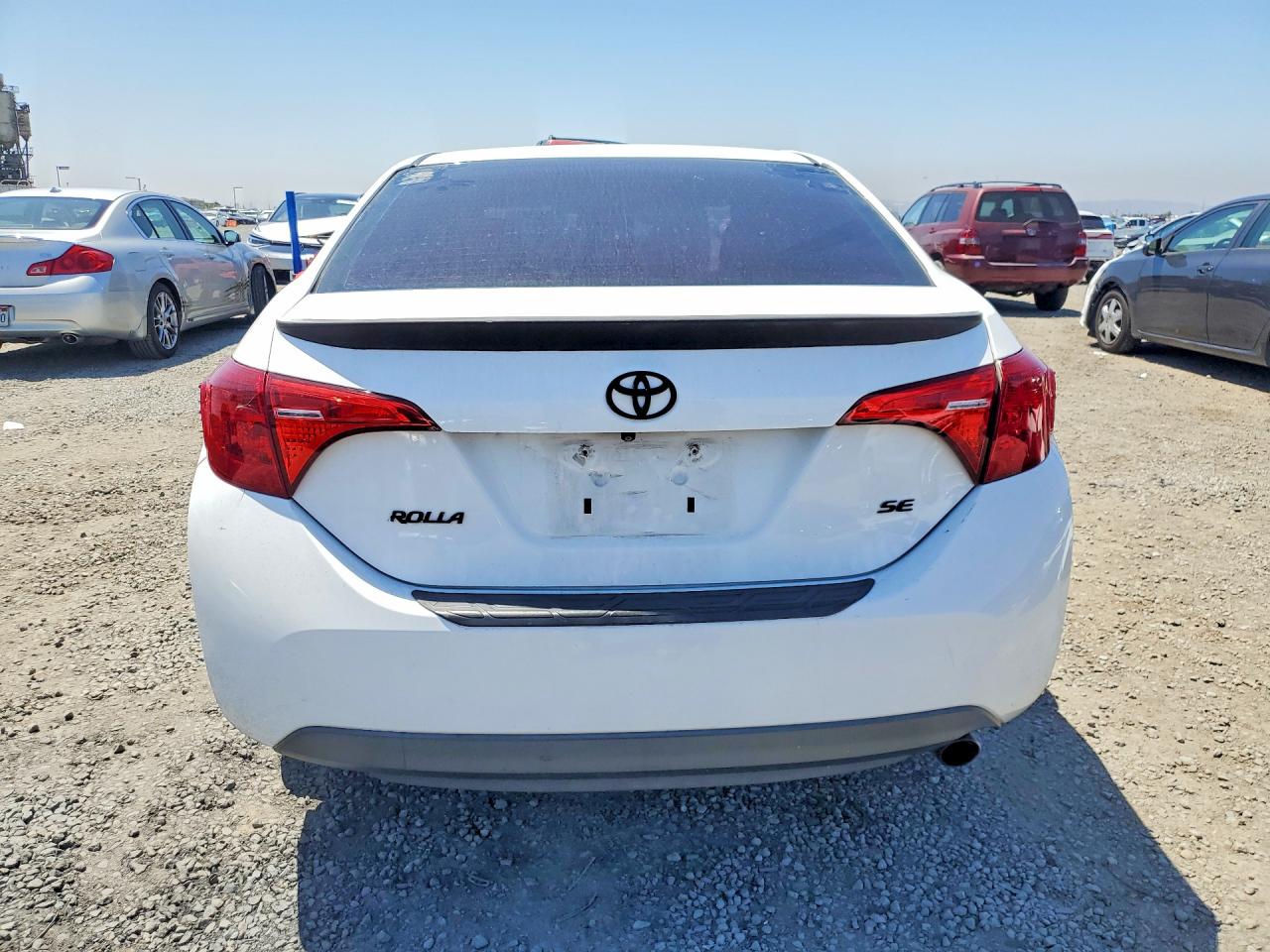 2018 TOYOTA COROLLA SE photo 16