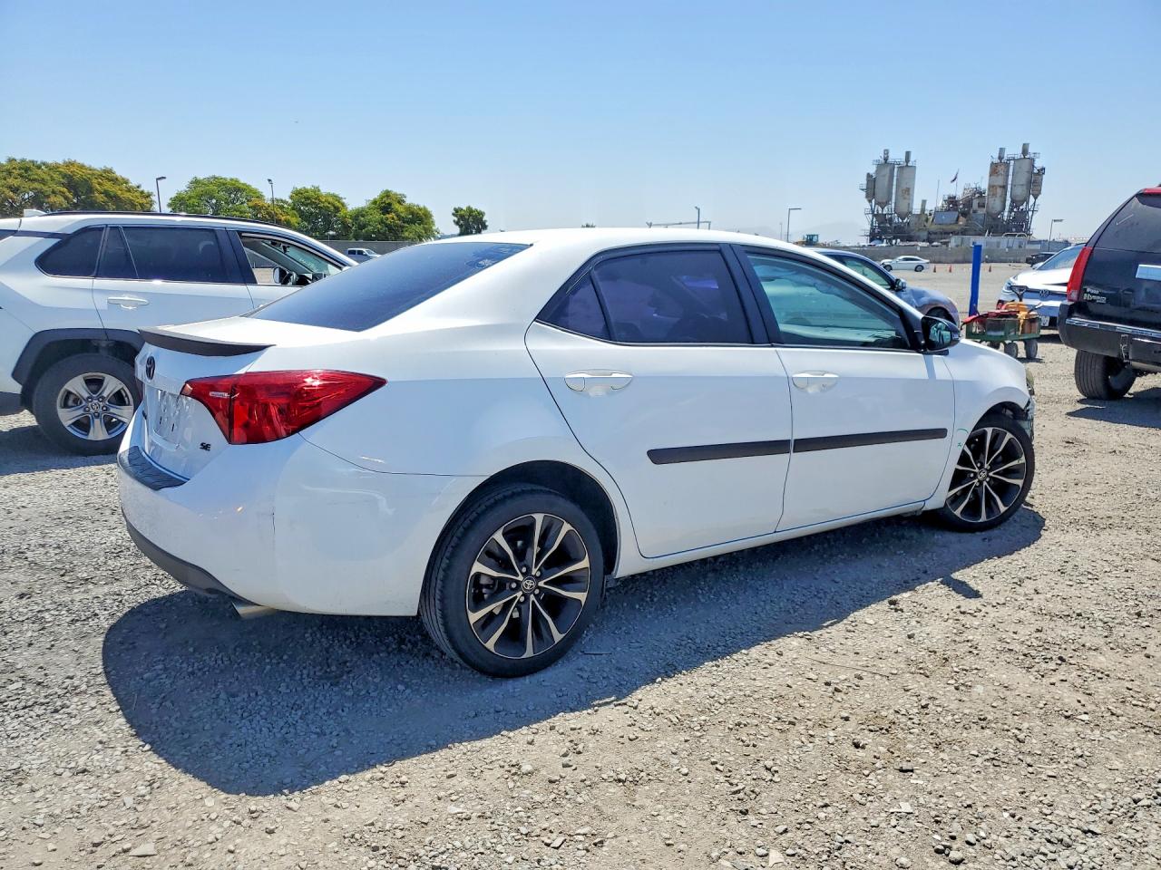 2018 TOYOTA COROLLA SE photo 7