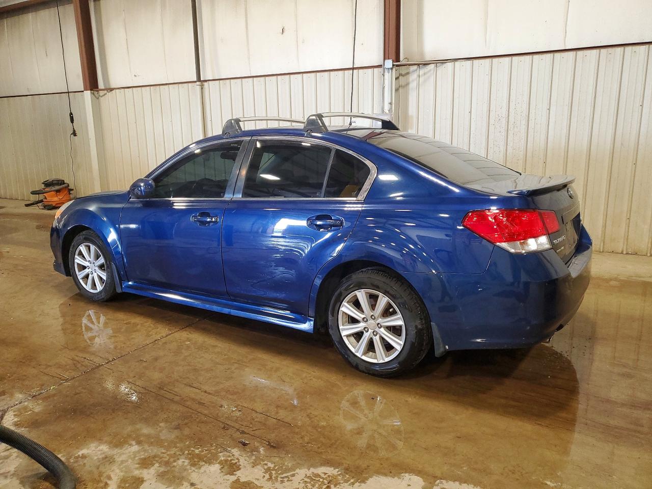 2011 SUBARU LEGACY 2.5I PREMIUM photo 4