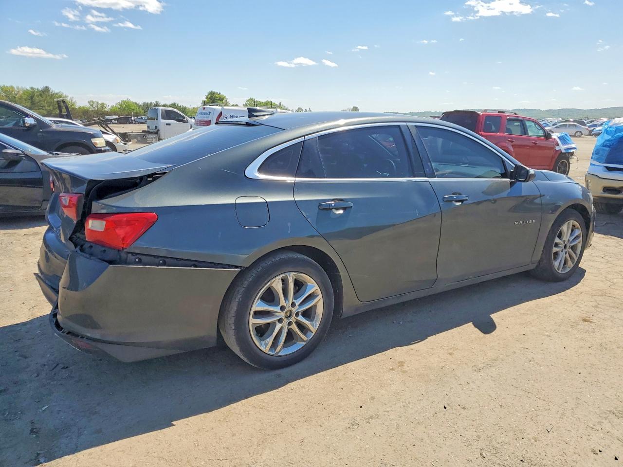 2018 CHEVROLET MALIBU LT photo 7