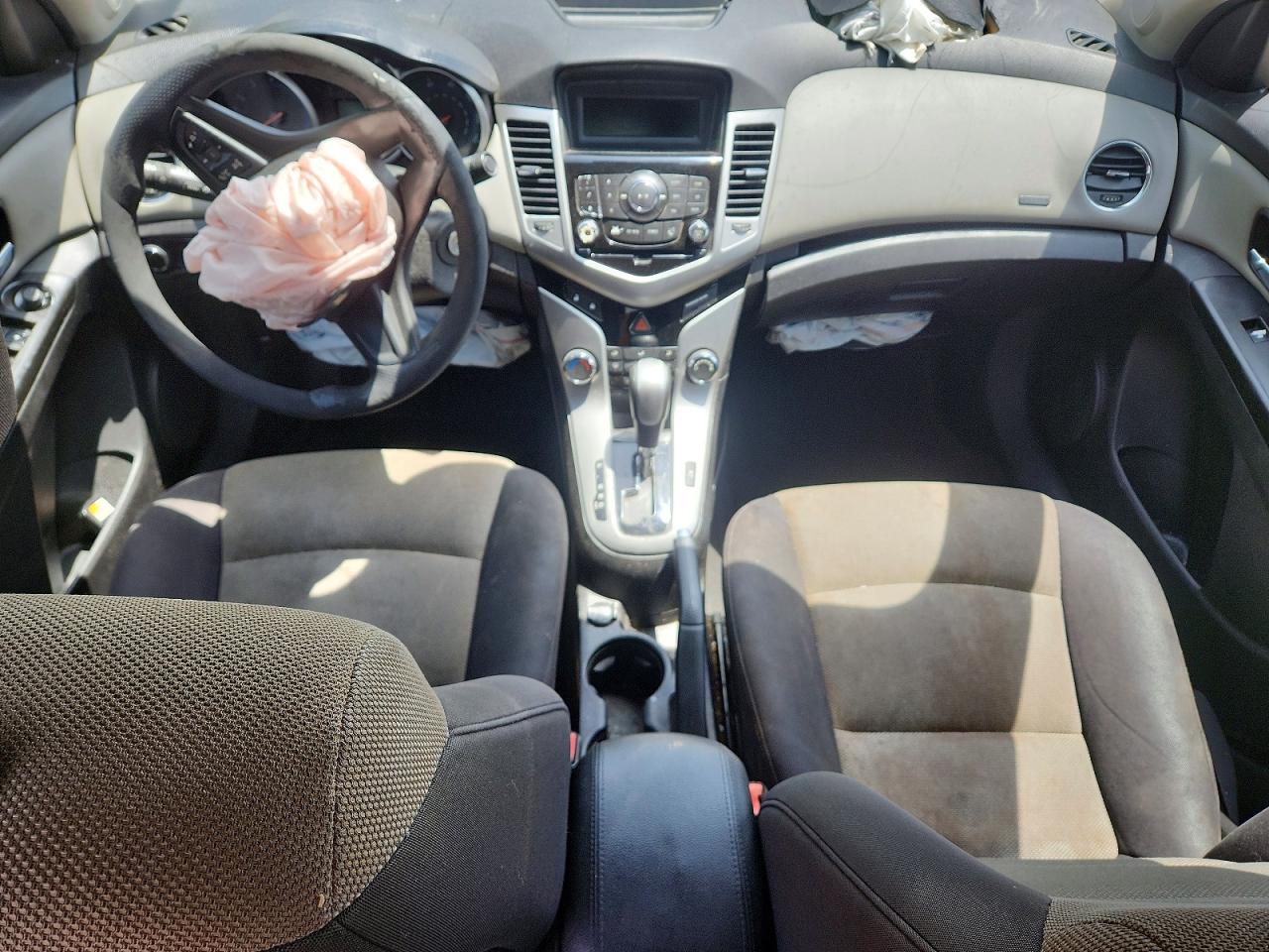 2013 CHEVROLET CRUZE LS photo 15
