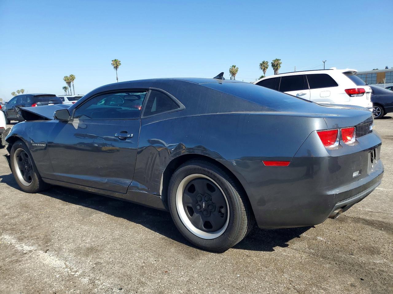 2011 CHEVROLET CAMARO LS photo 4