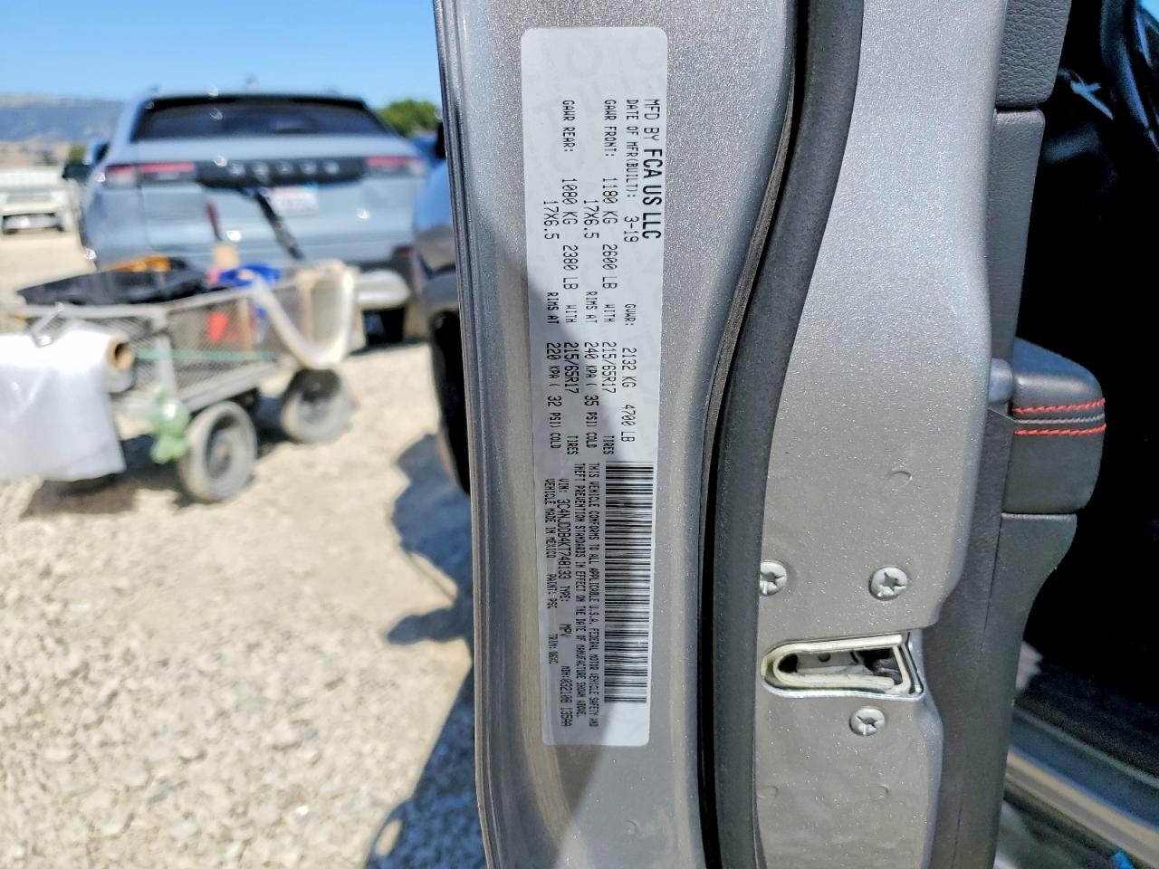 2019 JEEP COMPASS TRAILHAWK photo 25