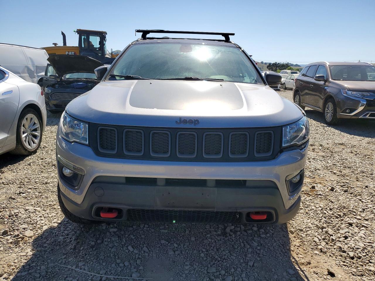 2019 JEEP COMPASS TRAILHAWK photo 9