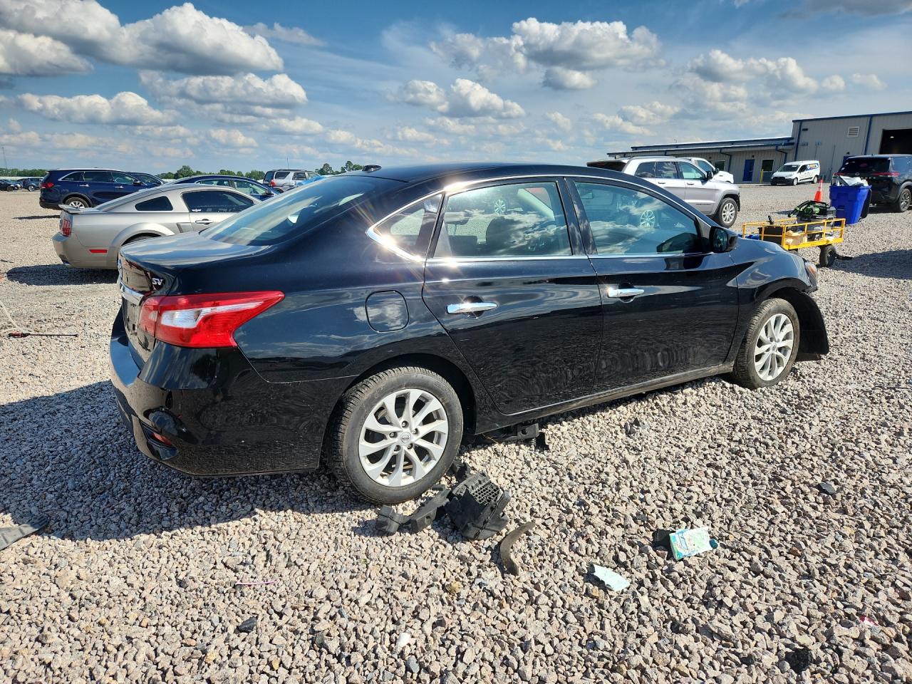 2019 NISSAN SENTRA SV photo 5