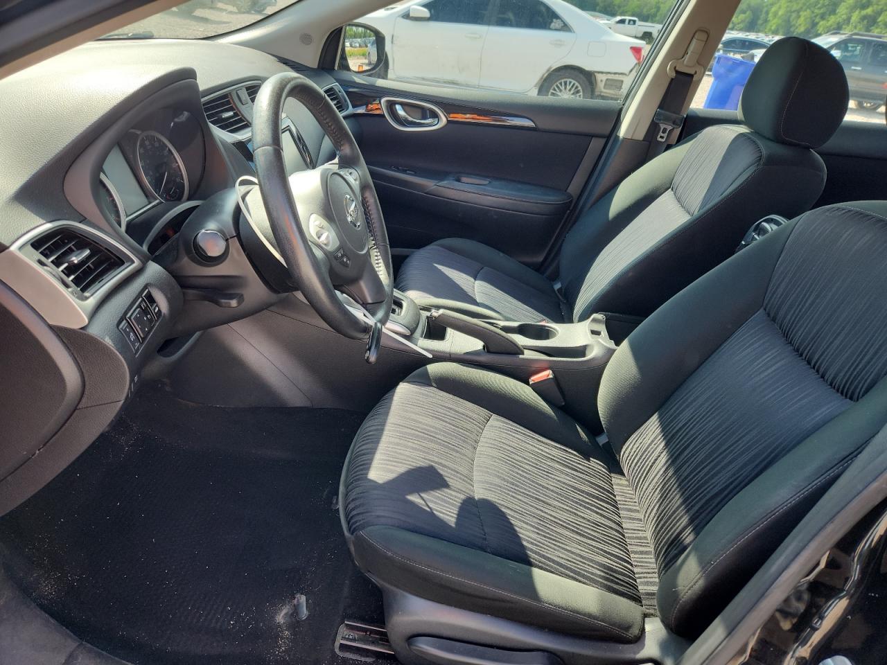 2019 NISSAN SENTRA SV photo 13