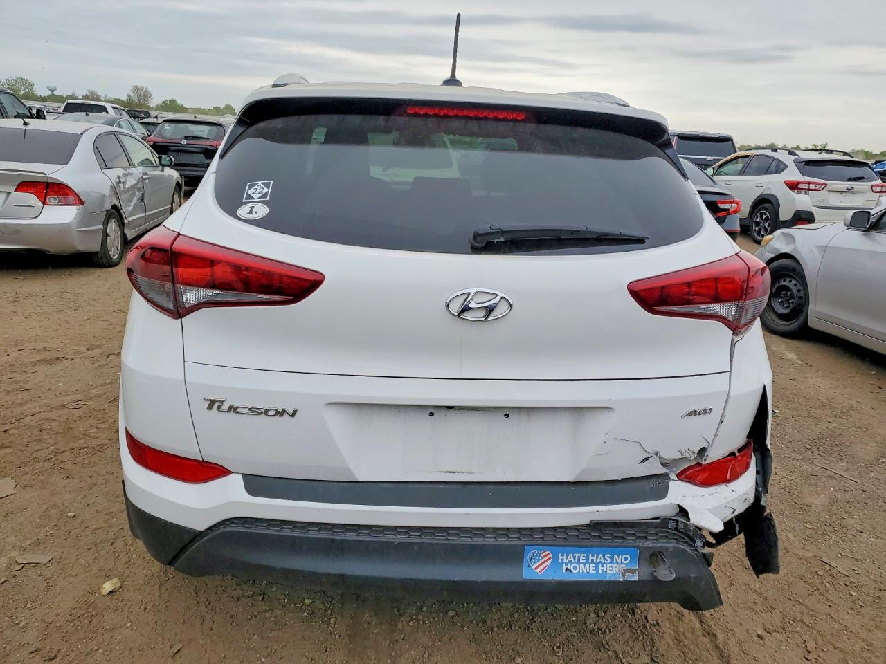 2016 HYUNDAI TUCSON SE photo 11