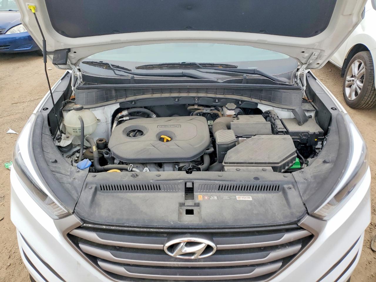 2016 HYUNDAI TUCSON SE photo 21