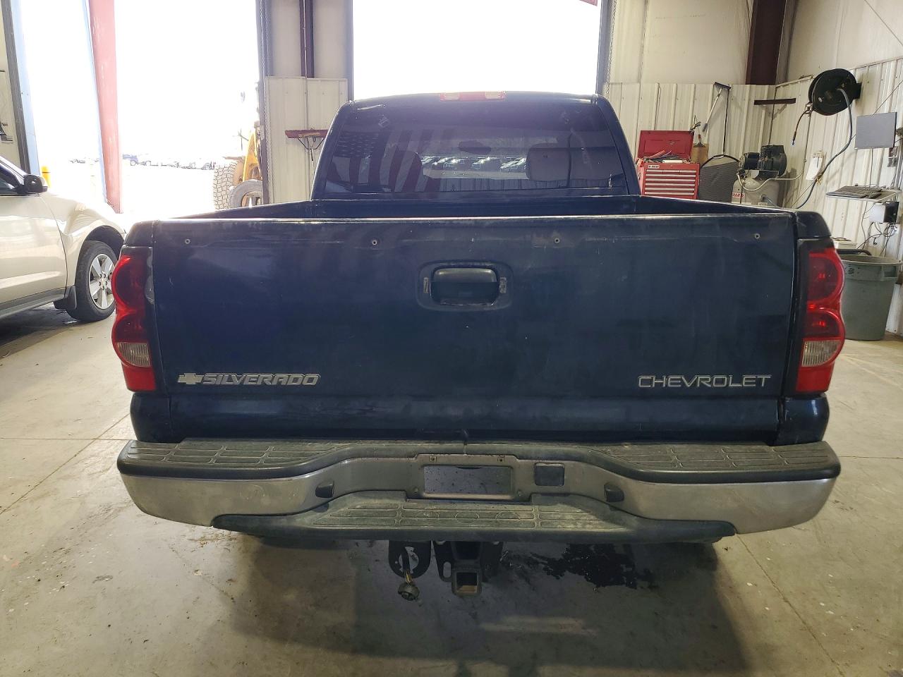 2005 CHEVROLET SILVERADO K1500 photo 11