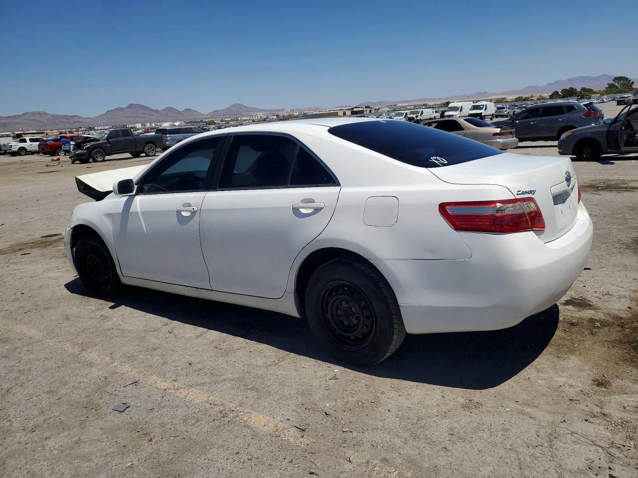 2009 TOYOTA CAMRY LE photo 2