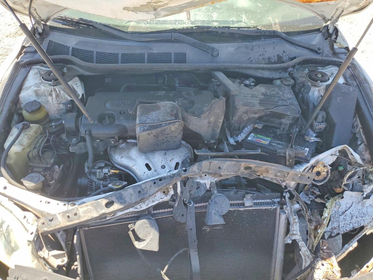 2009 TOYOTA CAMRY LE photo 11