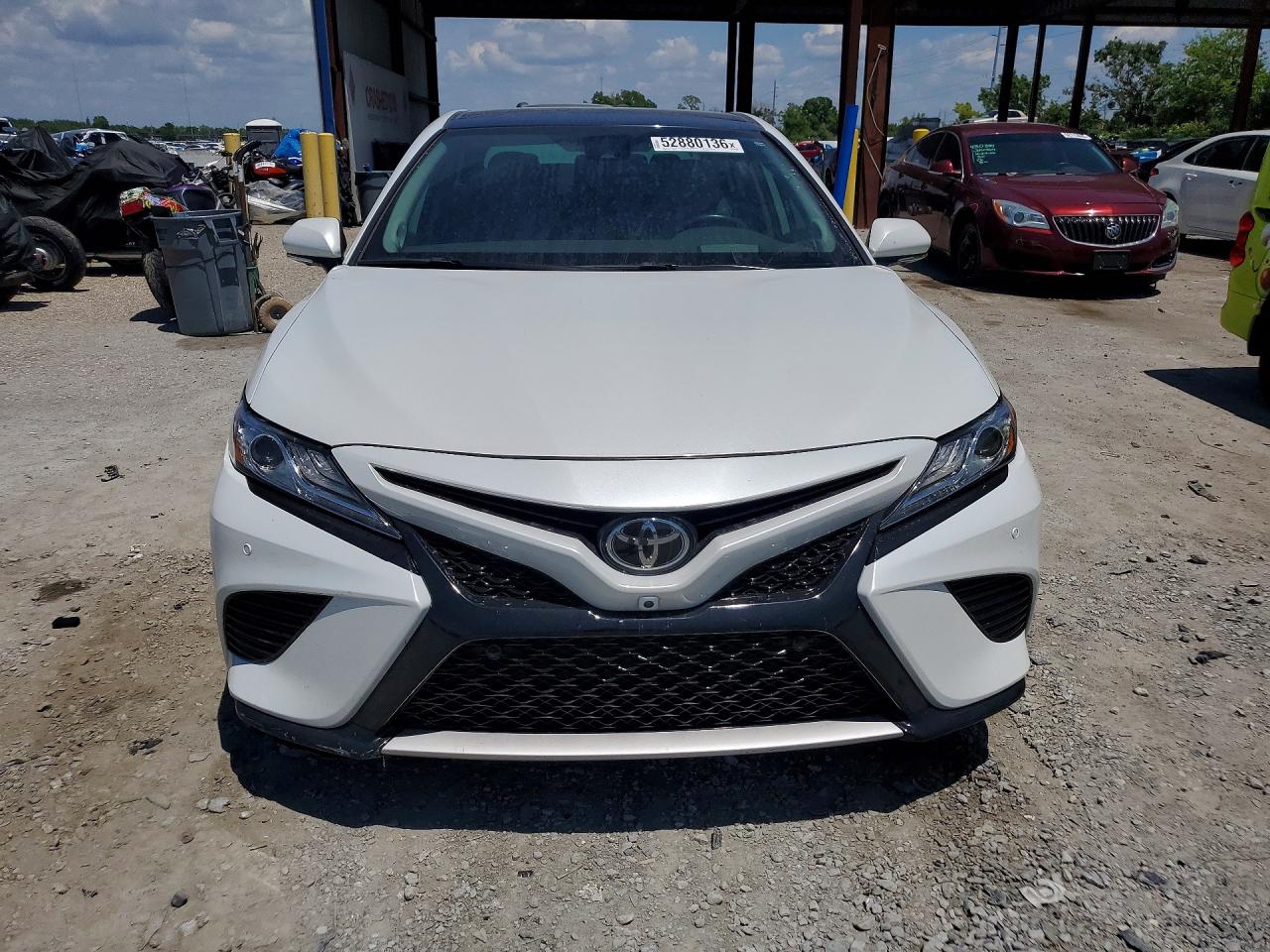 2020 TOYOTA CAMRY XSE photo 13