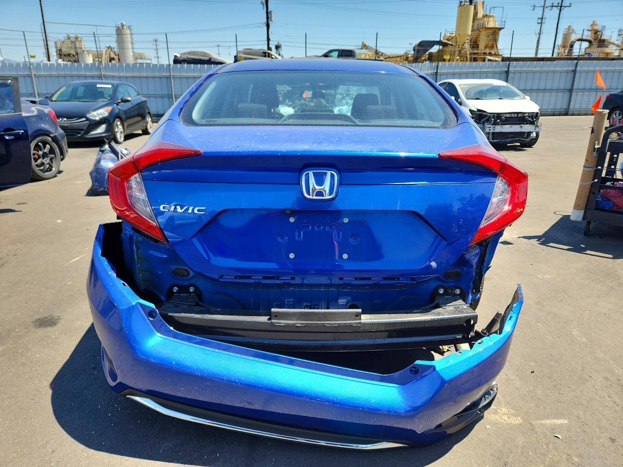 2020 HONDA CIVIC LX photo 11